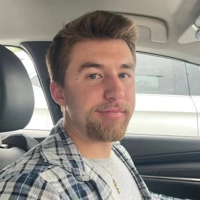 files/Male_customer_8.webp
